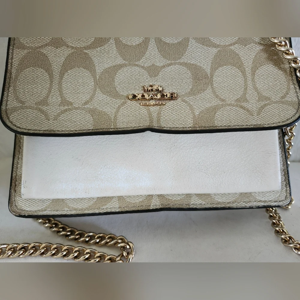 Coach Beige Signature Canvas Chain Crossbody Bag - Picture 3 of 13